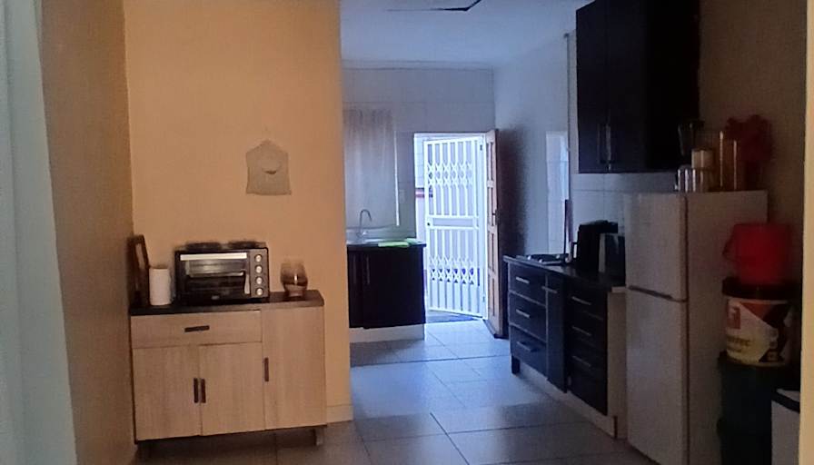 Thando's room