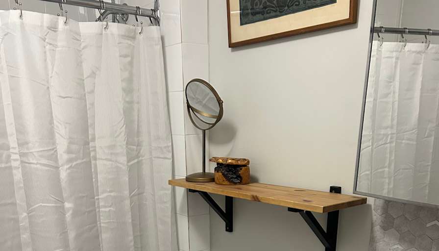 Brit Campbell's room