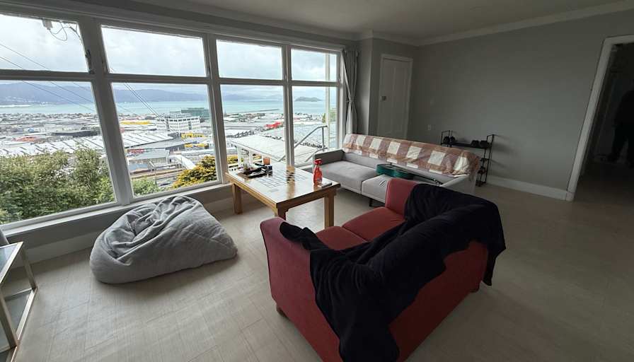 Shontelle's room
