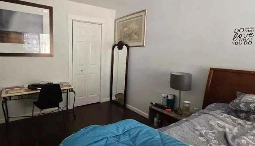 Mehwish's room