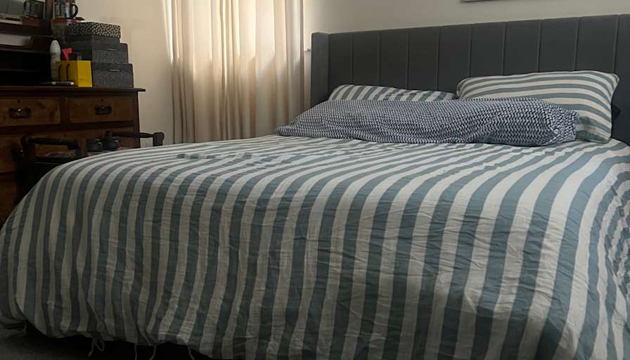 Chez's room