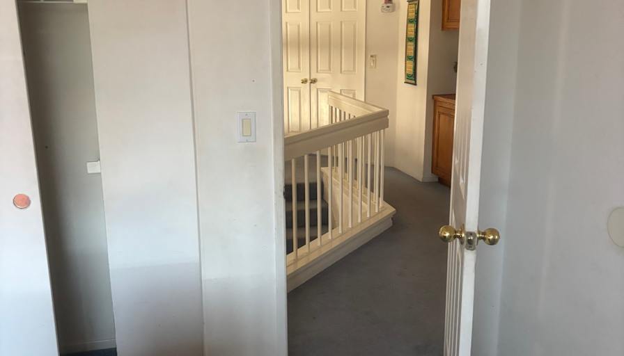 Lee's room