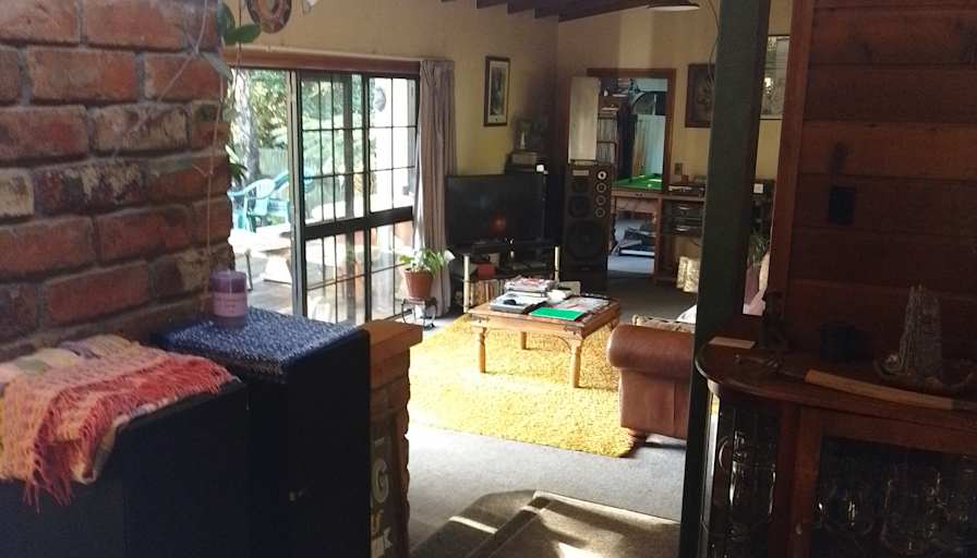 dene longden's room