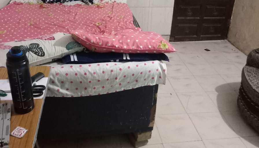 Avneesh Tripathi's room