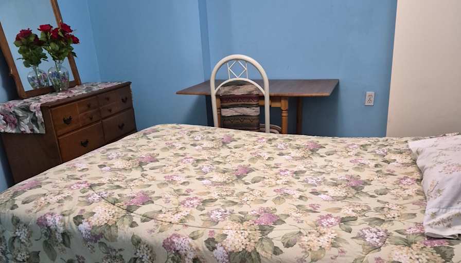 Edna Aderinboye's room