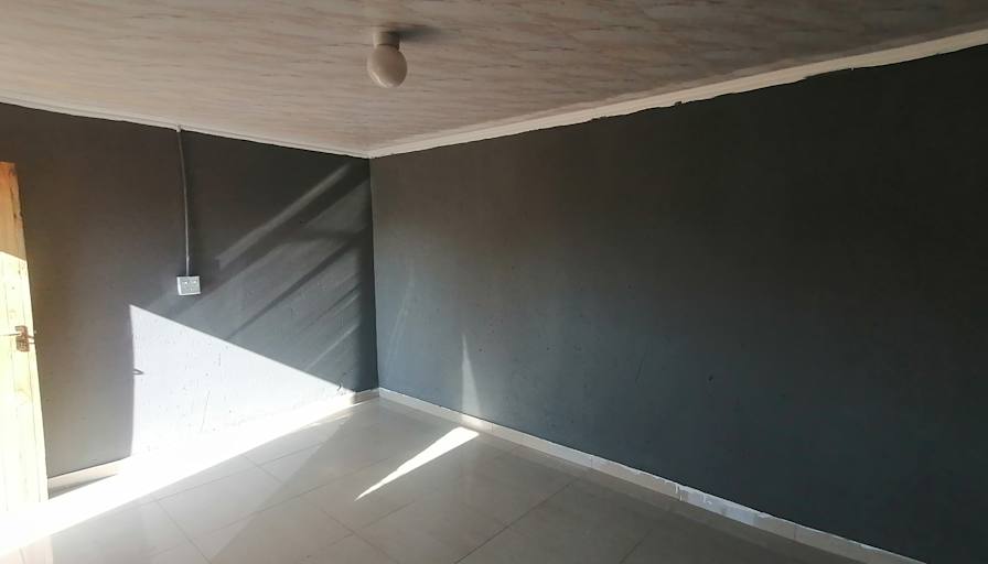 Sibusiso's room