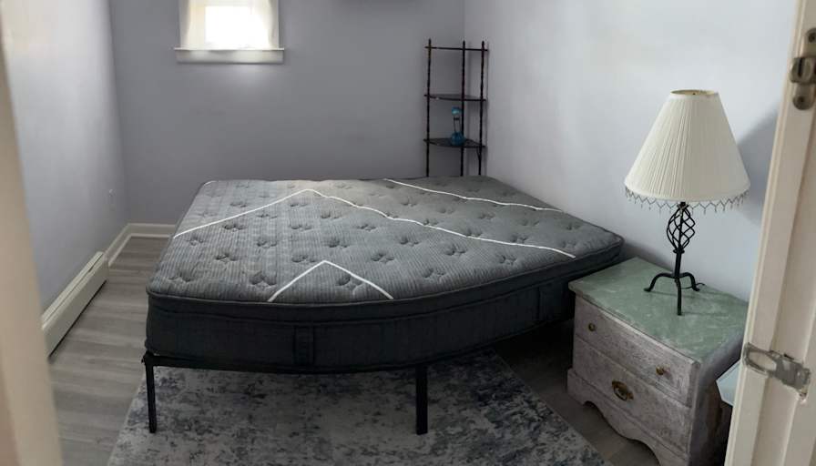 Linda's room