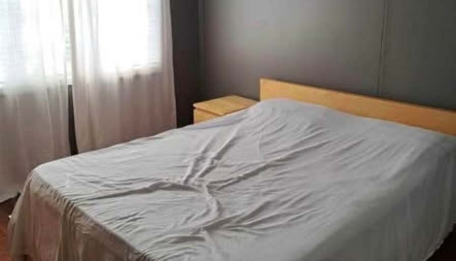 Delonte's room