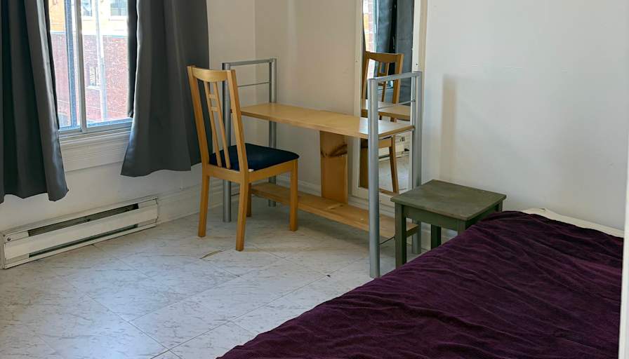 Crystal's room