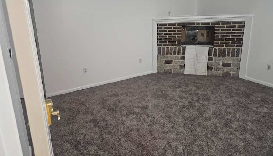 Pamela Dikongue's room