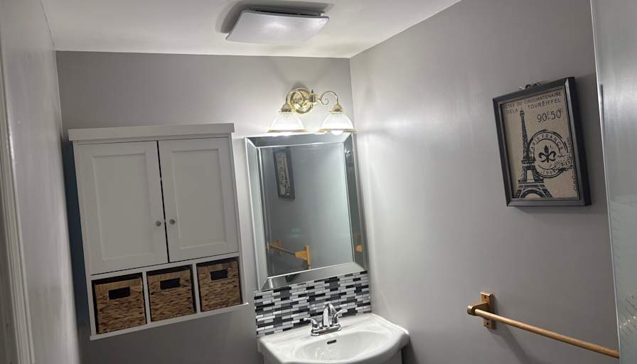 Shelly's room