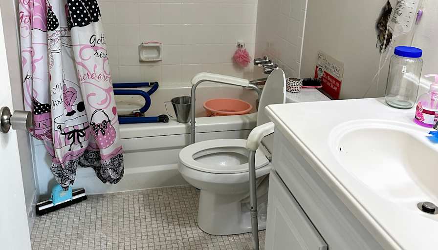 Suman's room