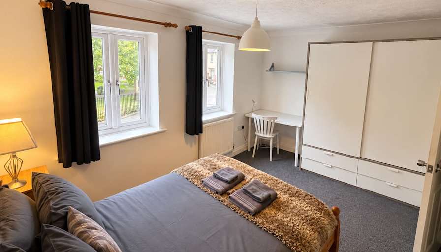Lynda Kate Savill's room
