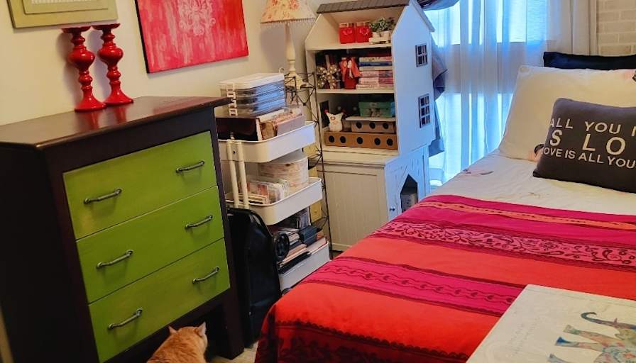 Jenn's room