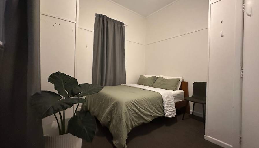 Weylin's room