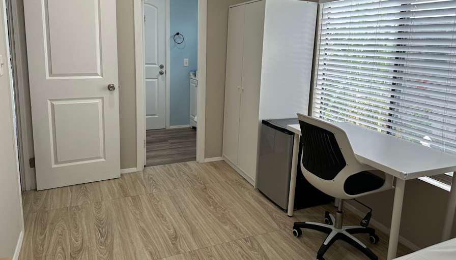 Jenny's room