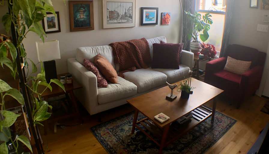 Eszter Mihaly's room