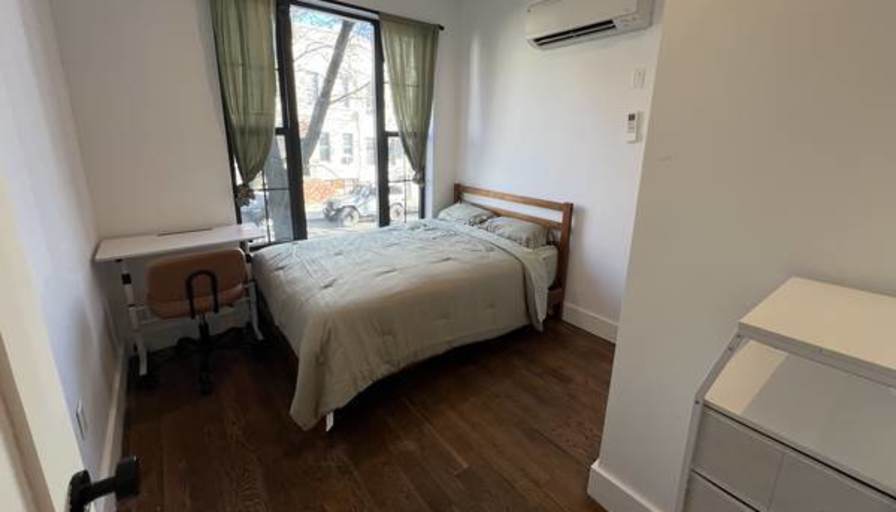 New Beautiful Coliving place's room