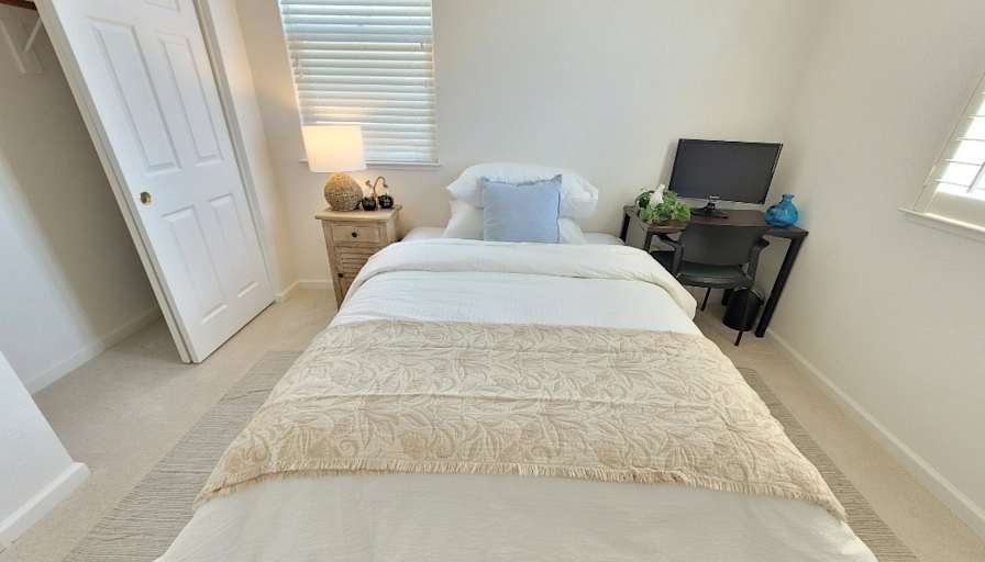 Yogi's room