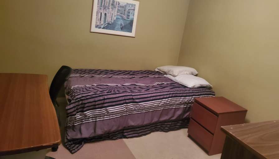 Usman/Manny's room