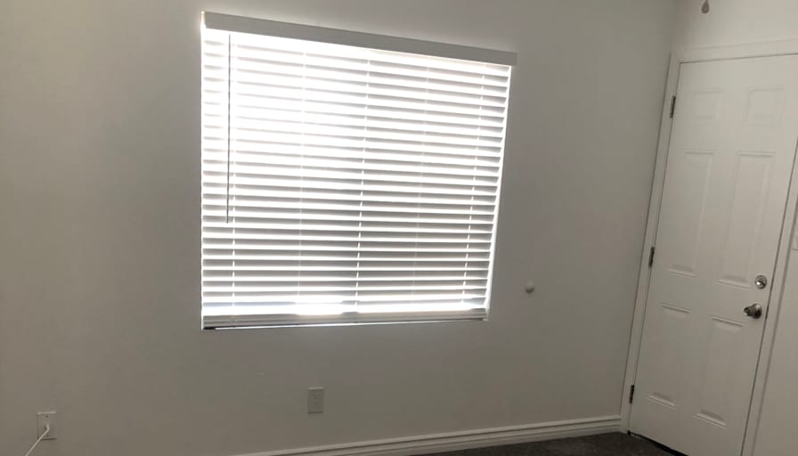 Fernando Vargas's room