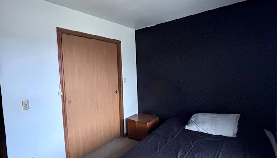 Lorena Gonzalez's room
