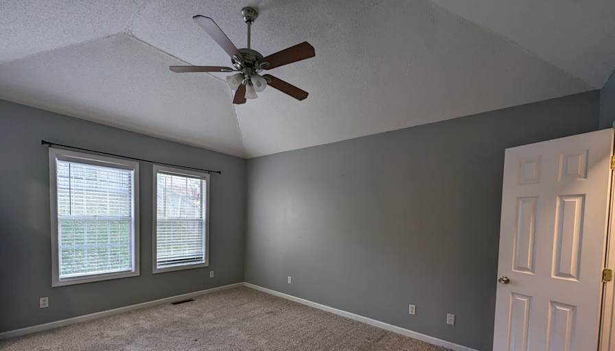 Bow Ponkerd's room