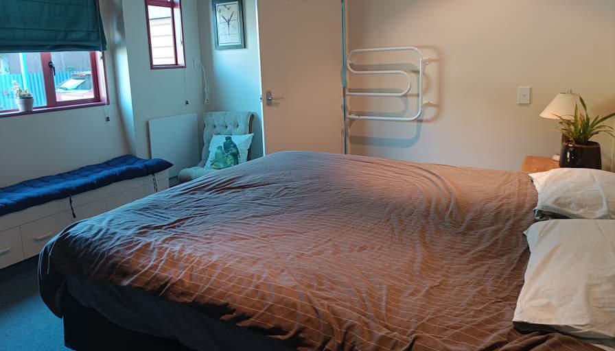 Simon's room