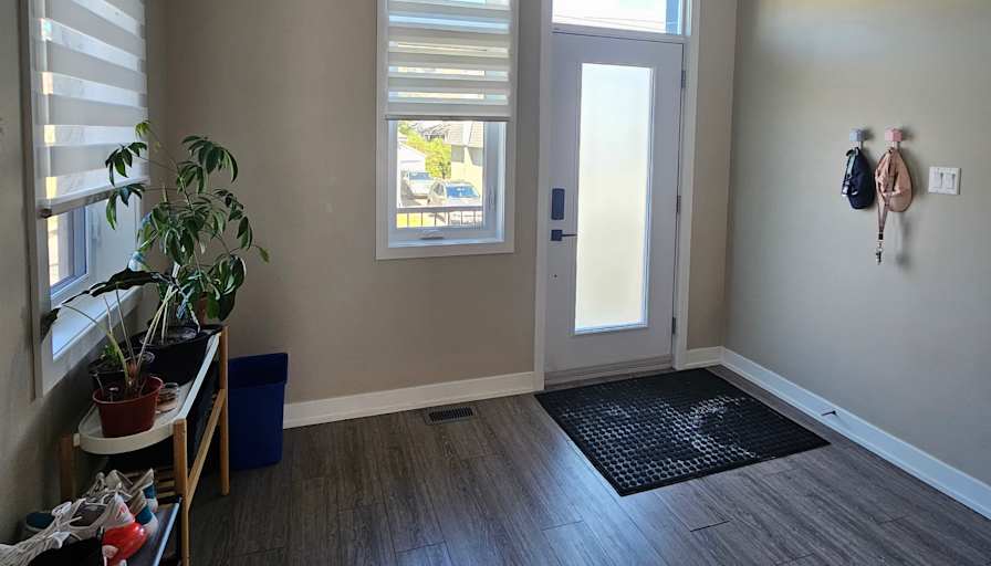 Alicia's room