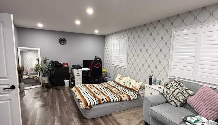 Banumathy  Palanithamby's room