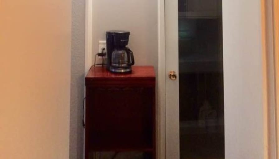 Melissa's room