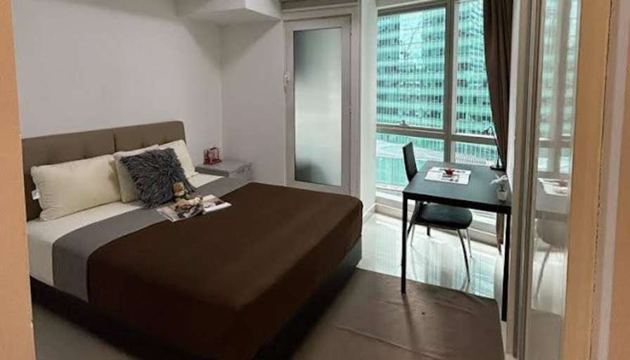 VVA EI's room