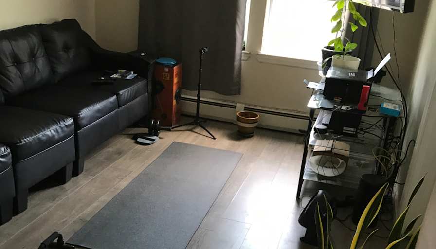 Jen's room