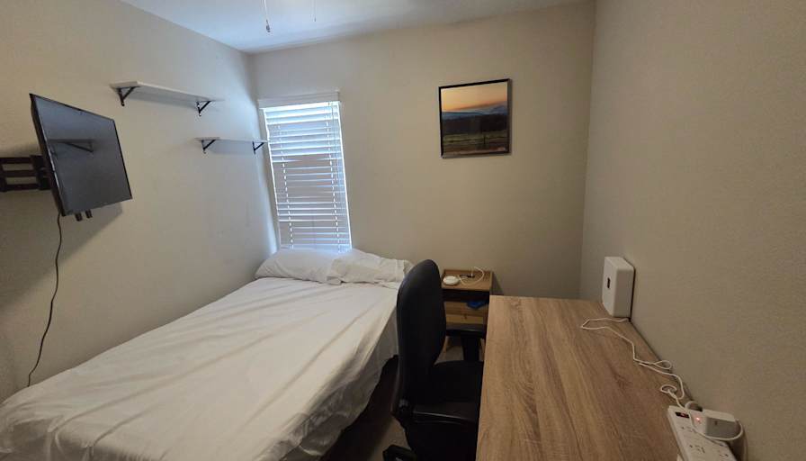 PadSplit's room