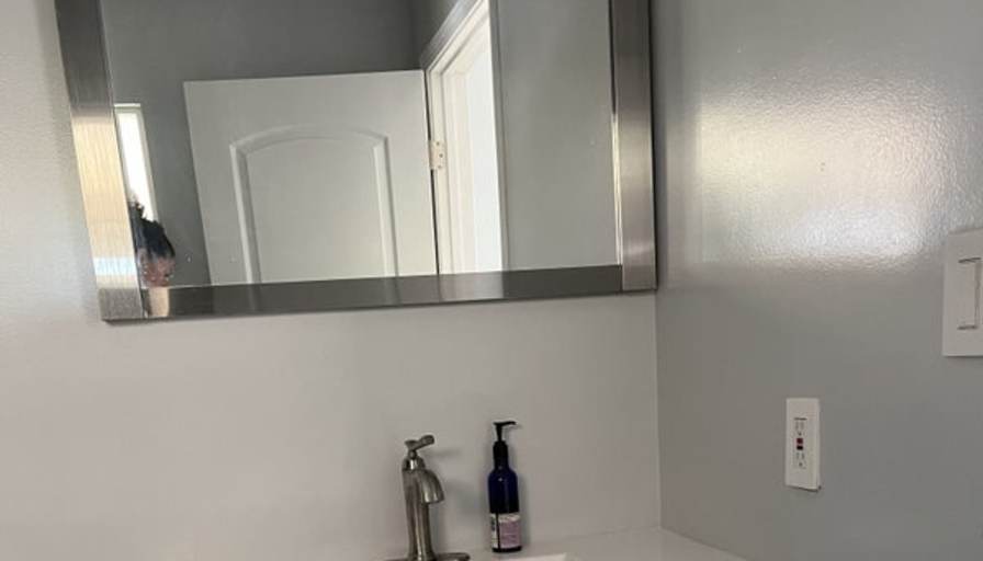 Aida Rodriguez's room
