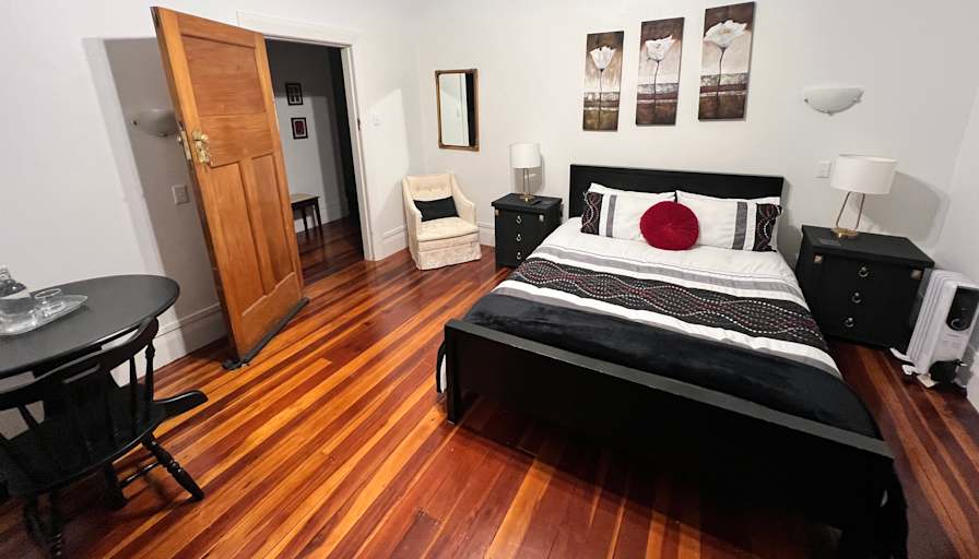 Elmer's room