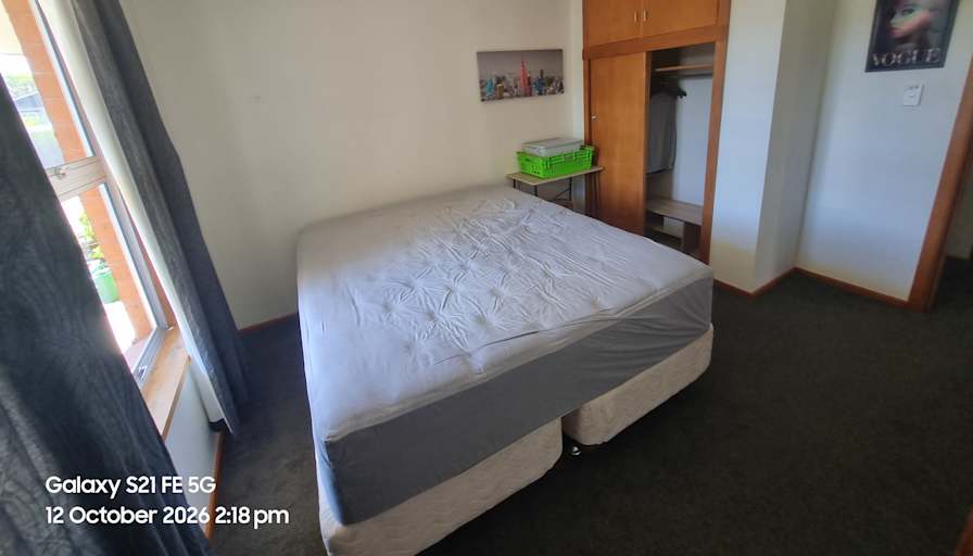 Wes Kennedy's room