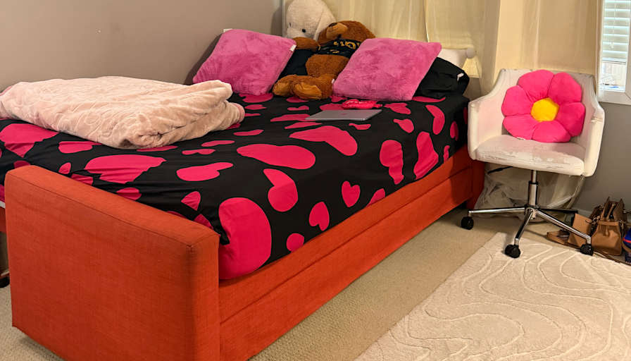 Oyedele's room