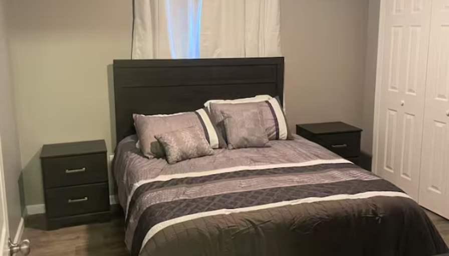 Tara's room