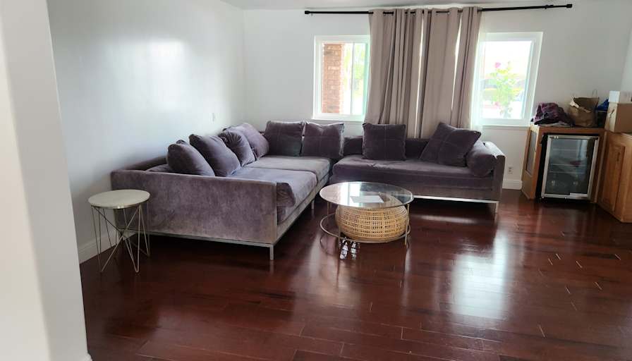 Kenny Kim's room