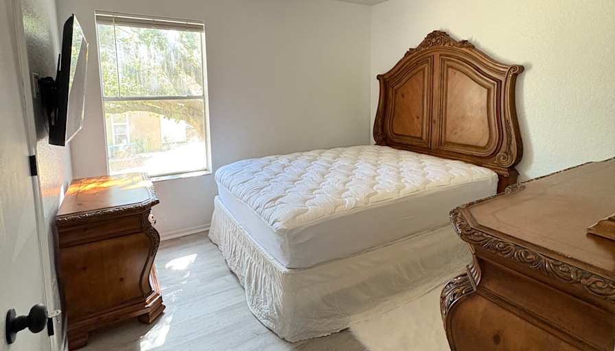 Vinny's room