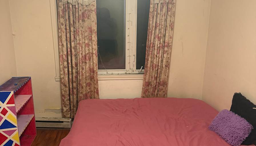 Samer Bassam's room