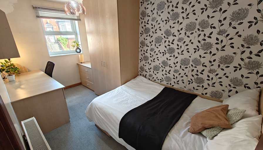 Dawnvale Estates's room