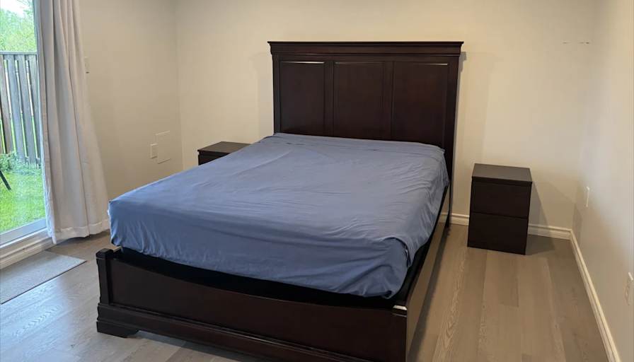 Donna's room