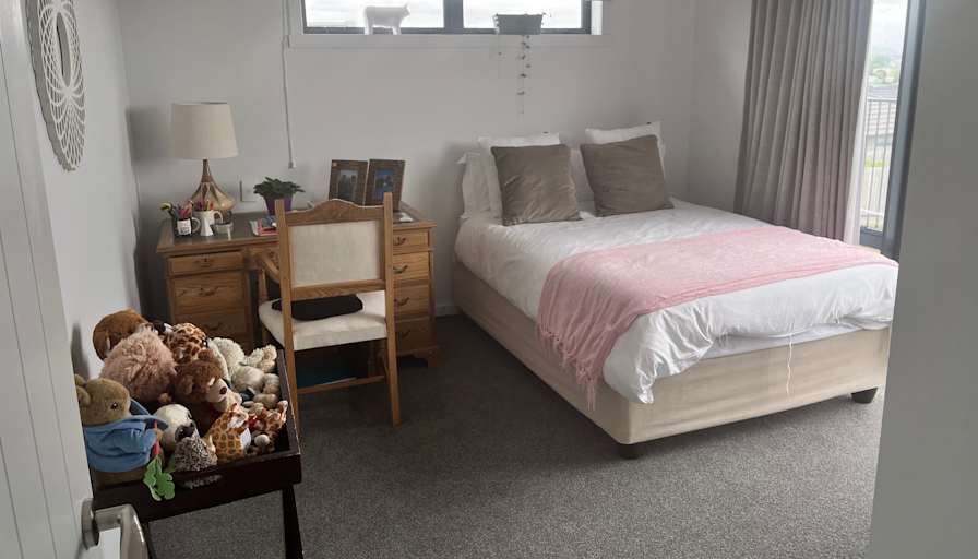 Linky's room