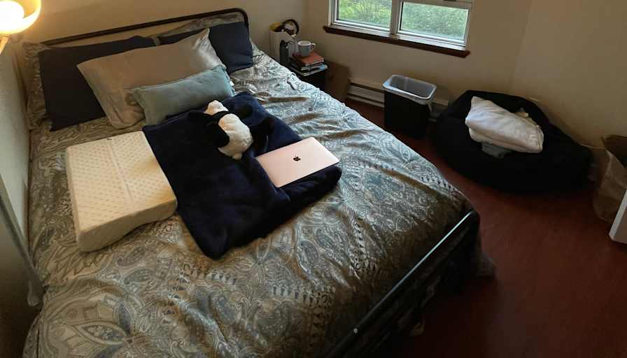 ochi's room