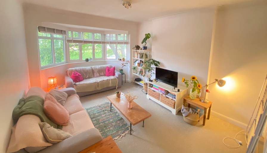 poppy fitzpatrick's room