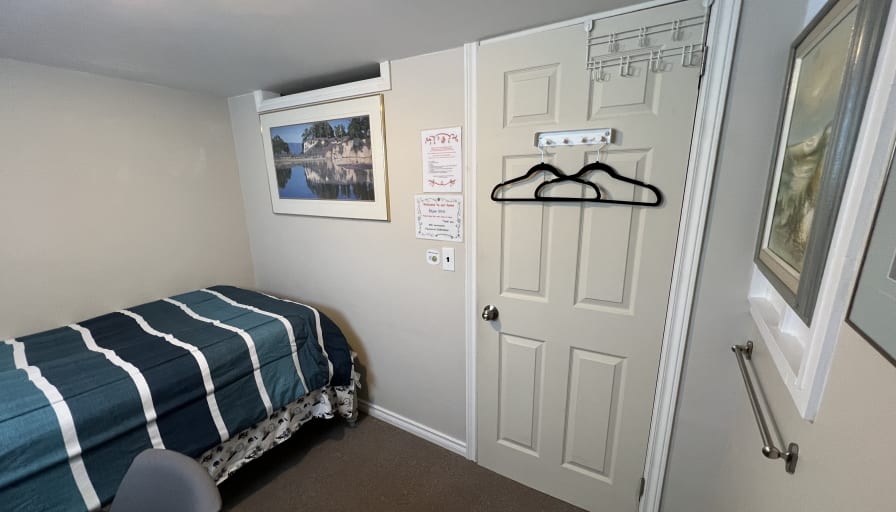 Palmy's room