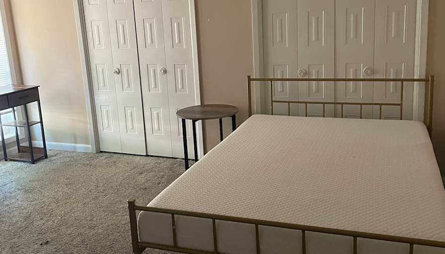 Alice's room