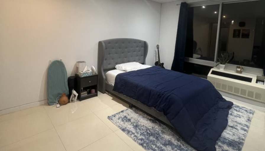 JaJuan's room